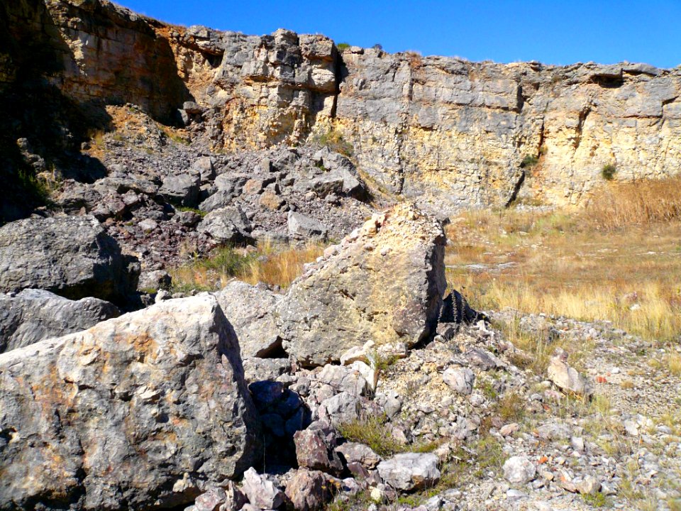 Basconcillos del Tozo - Geosenda El Valle Ciego, antigua cantera de caliza 3