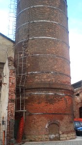 Base ciminiera della Fabbrica sali di bario di Calolziocorte