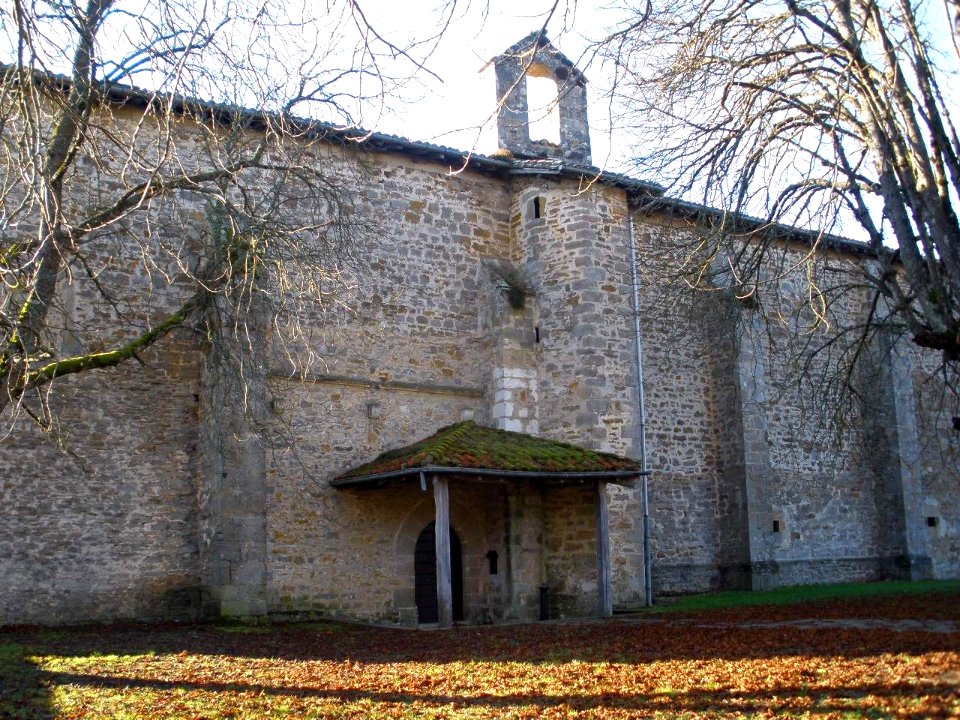 Barria - Monasterio de Santa Maria 1