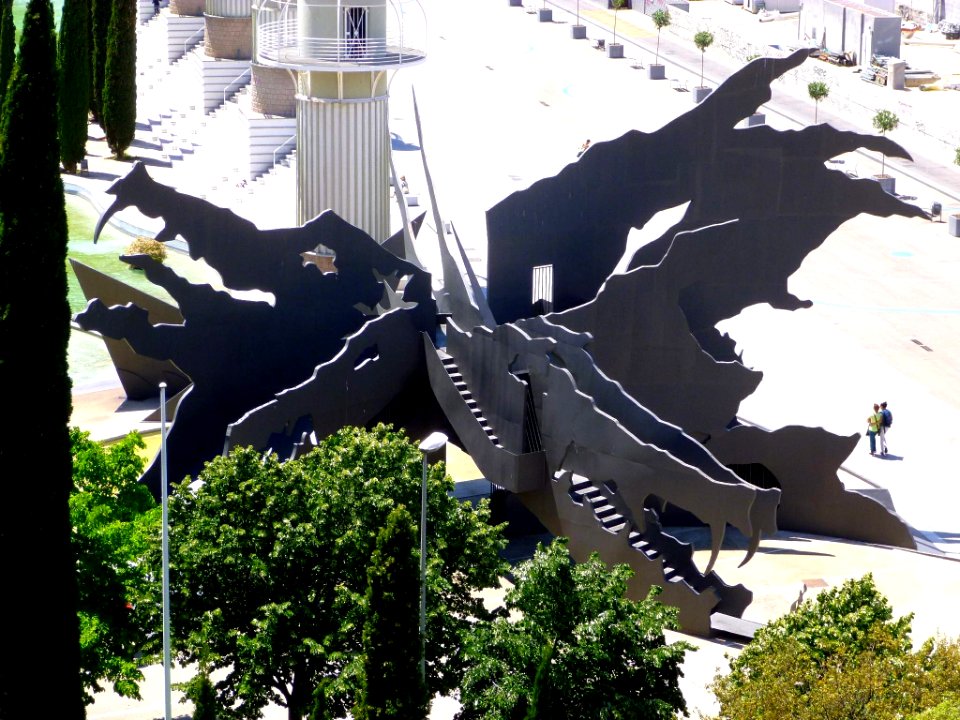 Barcelona - Parc de l'Espanya Industrial, 'El Drac' (Andrés Nagel)