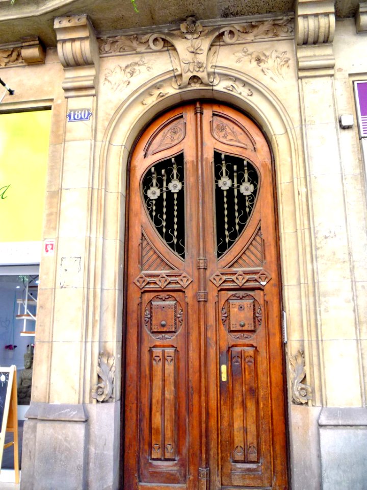 Barcelona - Portales 02