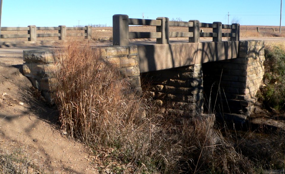 Barton County bridge 218, S side from SW 1