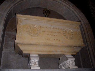 Barcelona - Iglesia del Colegio Casp-Sagrat Cor de Jesús 13