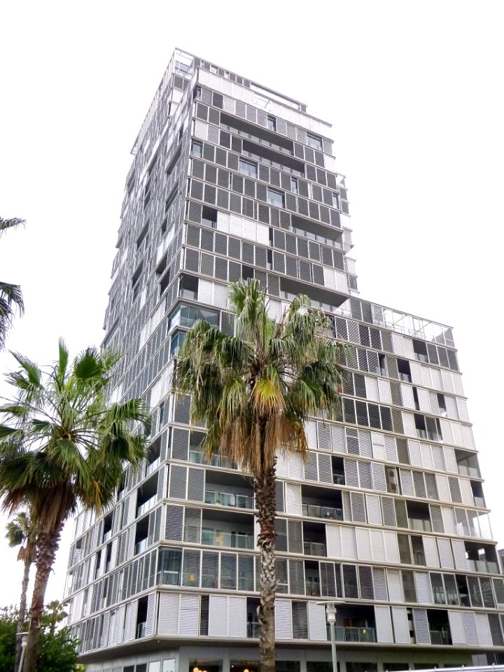 Barcelona - Residencial Illa de la Llum 03