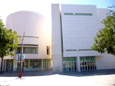 Barcelona - Museu d'Art Contemporani de Barcelona (MACBA) 3