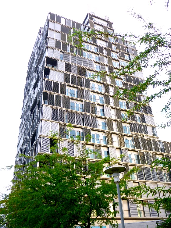 Barcelona - Residencial Illa de la Llum 02