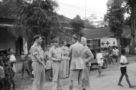 Banjoemas. De evacuatie van de TNI-troepen vergde zeer veel voorbereiding. De co, Bestanddeelnr 1527-3-5