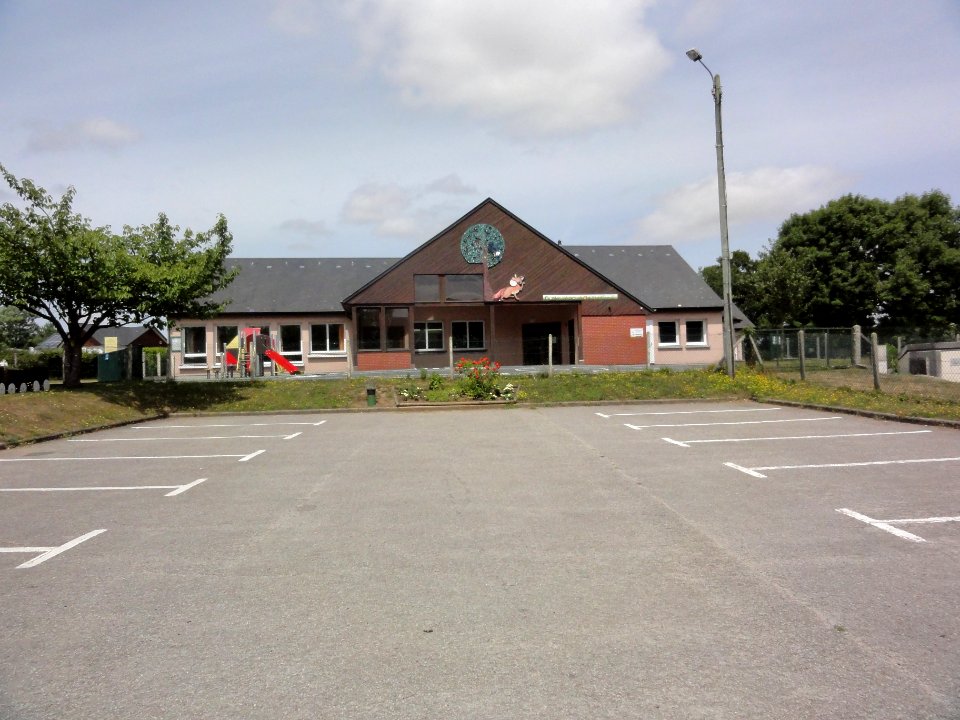 Baons-le-Comte (Seine-Mar.) école