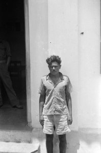 Banjoemas. Op 21 maart 1948 werd door de patrouille van Inf. V een Brits-Indier , Bestanddeelnr 1613-1-4