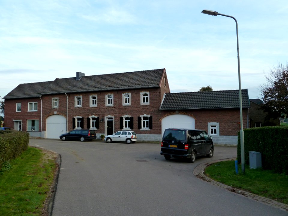 Banholt-Loverixplein 8 (1)