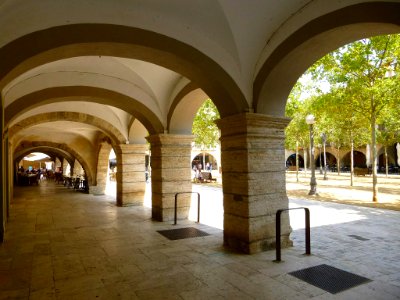 Banyoles - Plaza Mayor 01