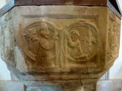 Baptistère de l'église Notre-Dame de Champ-le-Duc 04