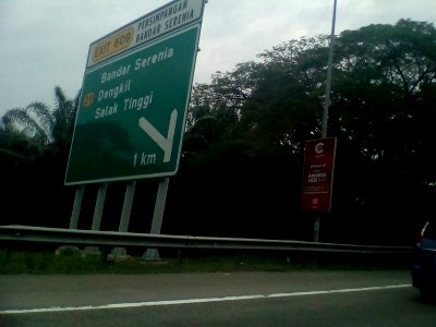 Bandar Serenia Interchange (Exit 609) 04
