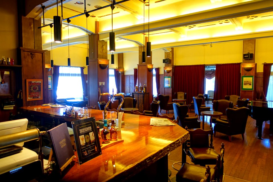 Bar - Fujiya Hotel - Hakone, Japan - DSC06078