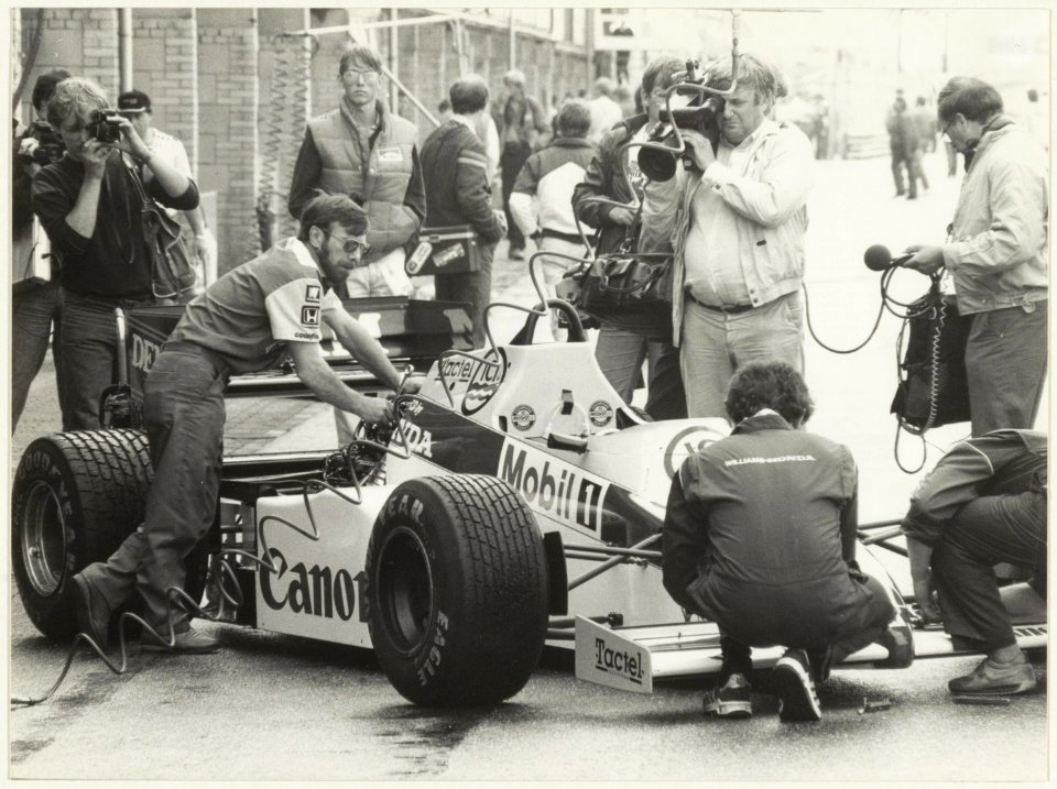 Bandentest op het circuit., NL-HlmNHA 54023317