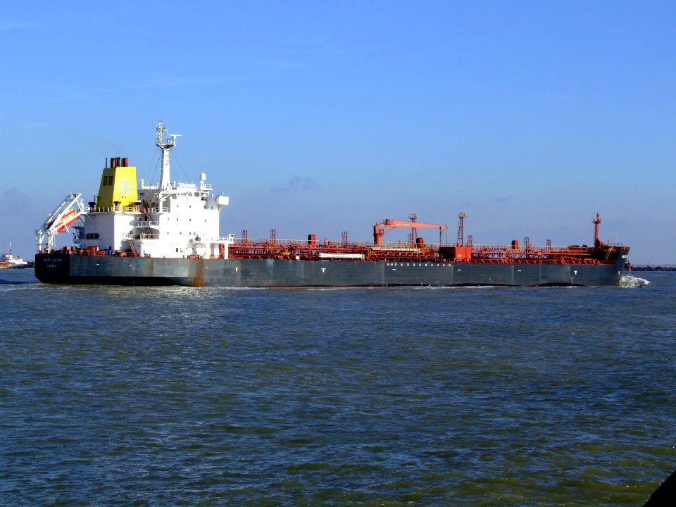 Baltic Captain I IMO 9208100 approaching Port of Rotterdam, Holland 25-Jan-2007