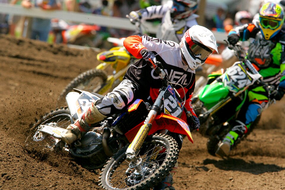 Dirt motorbike speed