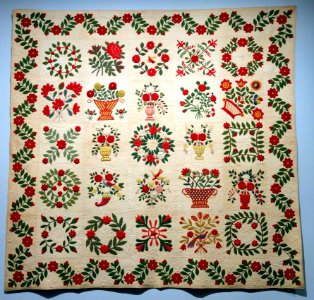 Baltimore Album Quilt, by Martha, May, and Margaret Riley, Baltimore, Maryland, before 1847 - Museum of Fine Arts, Boston - DSC02707