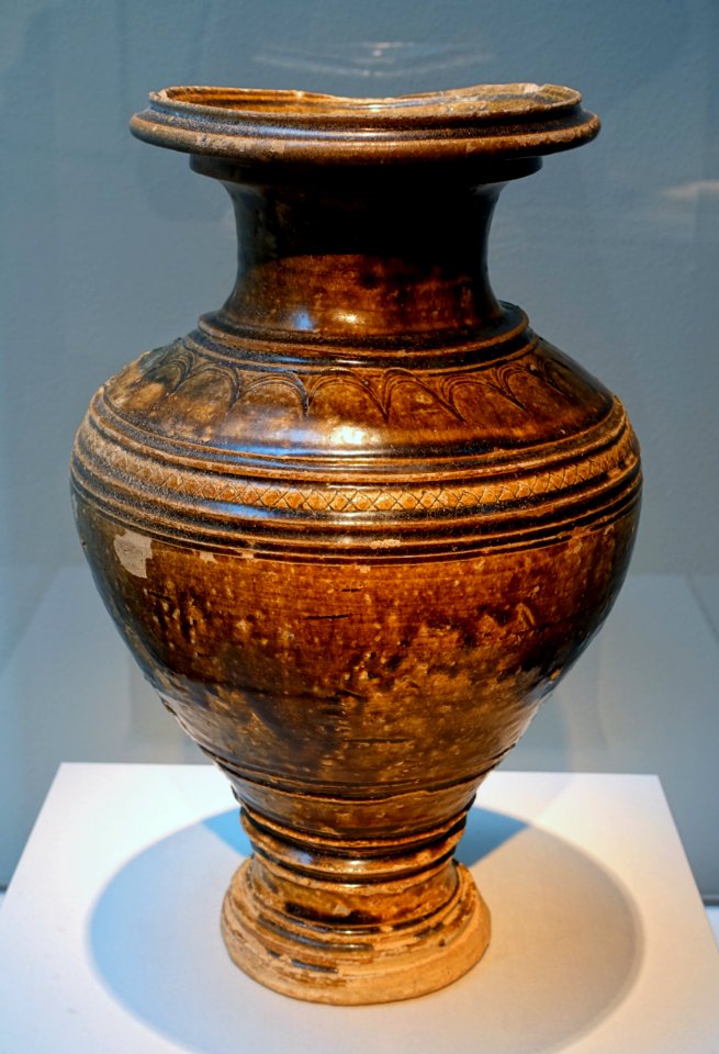 Baluster-form jar, Cambodia or northeastern Thailand, Buriram Province, 1000s-1100s AD, stoneware, iron glaze - Arthur M. Sackler Gallery - DSC05248