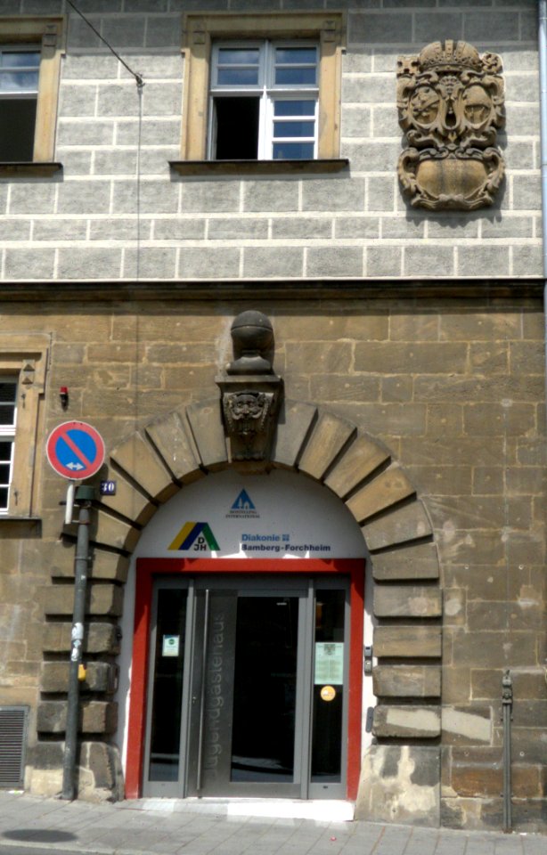 Bamberg, Unterer Kaulberg 30 – Wappen (Totale)
