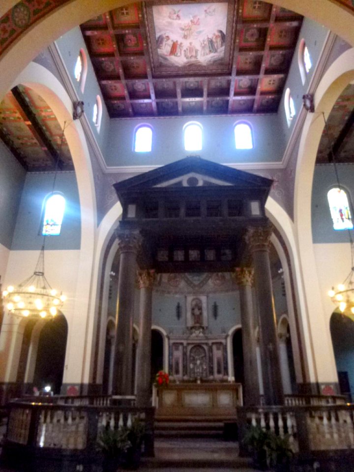 Barcelona - Basílica de Sant Josep Oriol, interior 6