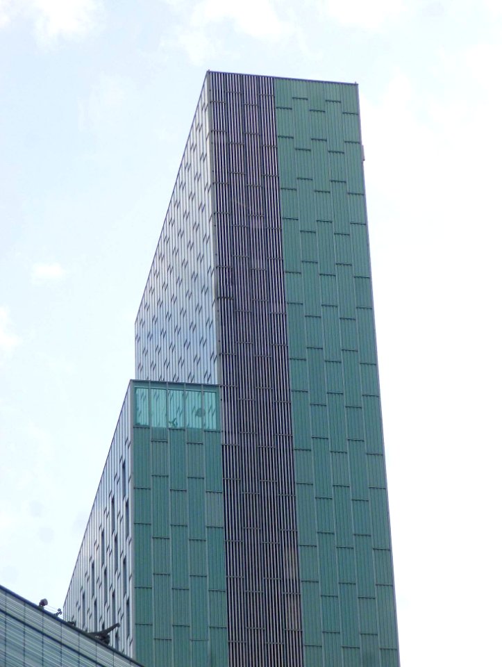 Barcelona - Hotel Meliá Barcelona Sky (rascacielos Habitat Sky) 12