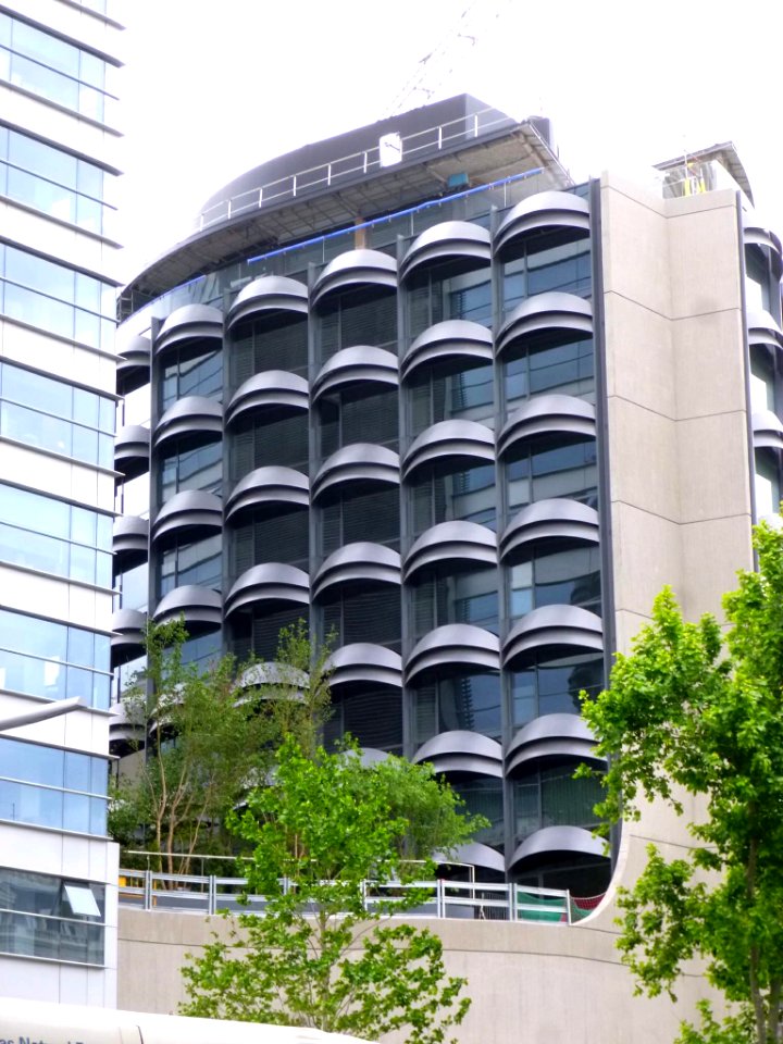 Barcelona - Edifici Winterthur, Avinguda Diagonal (2)