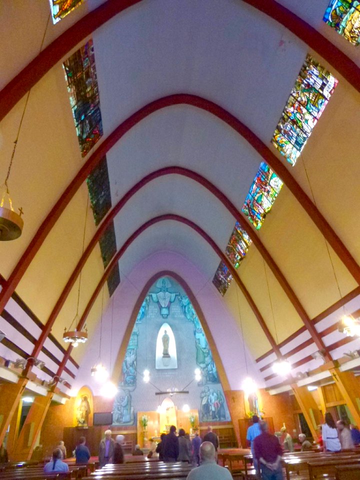 Barcelona - Iglesia de Sant Joan Maria Vianney 2