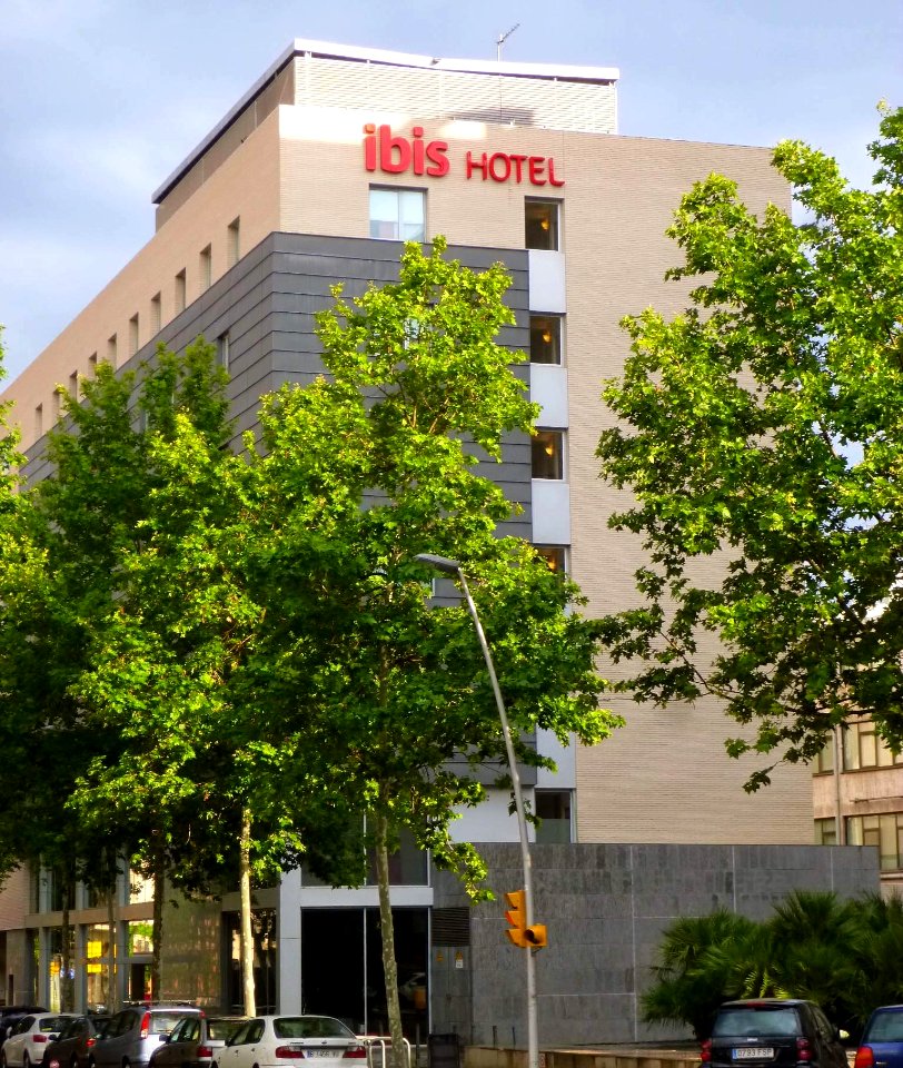 Barcelona - Hotel Ibis Barcelona Pza Glories 22 (1)