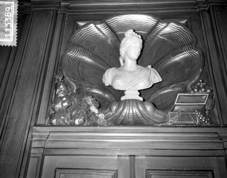 Bank van Lening te Amsterdam, interieur borstbeeld, Bestanddeelnr 911-3389