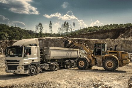 Engine heavy loader photo