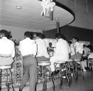 Bar op Aruba, Bestanddeelnr 252-3936