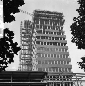 Bankwezen, bouwactiviteiten, nieuwbouw, gebouwen, architectuur, Noord-Holland, Bestanddeelnr 918-2832