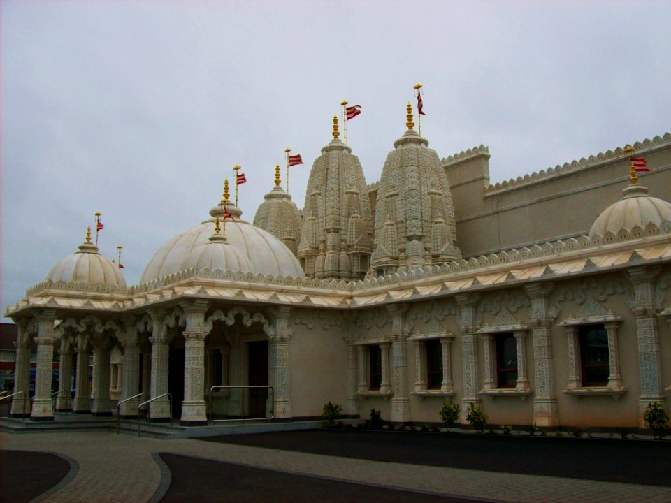 BAPS temple, Leicester