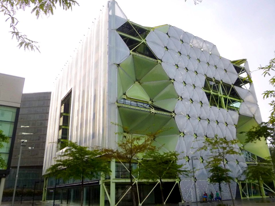Barcelona - Cibernàrium-Edificio MediaTIC 7
