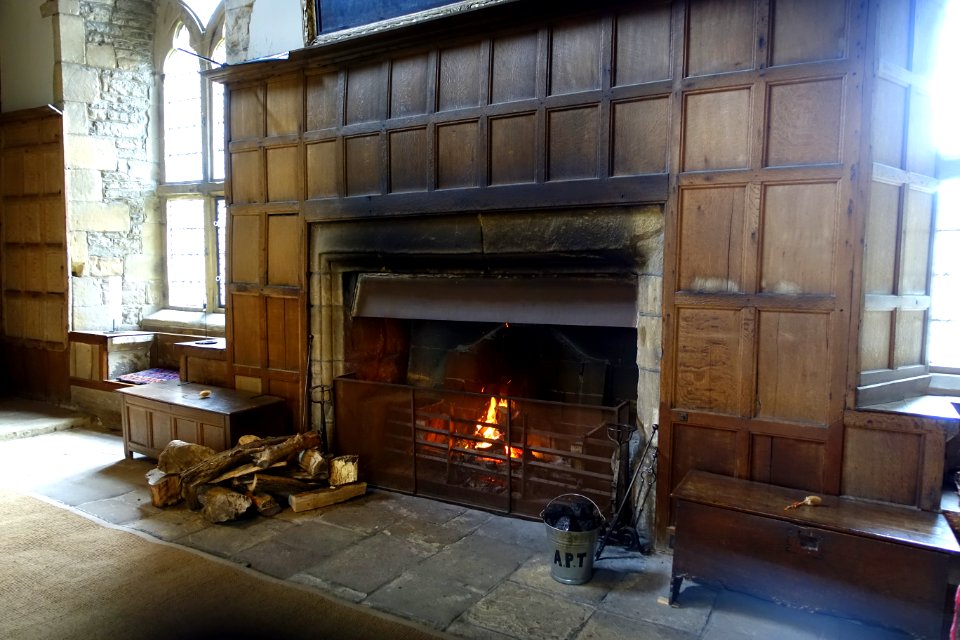 Banqueting Hall, Haddon Hall - Bakewell, Derbyshire, England - DSC02552