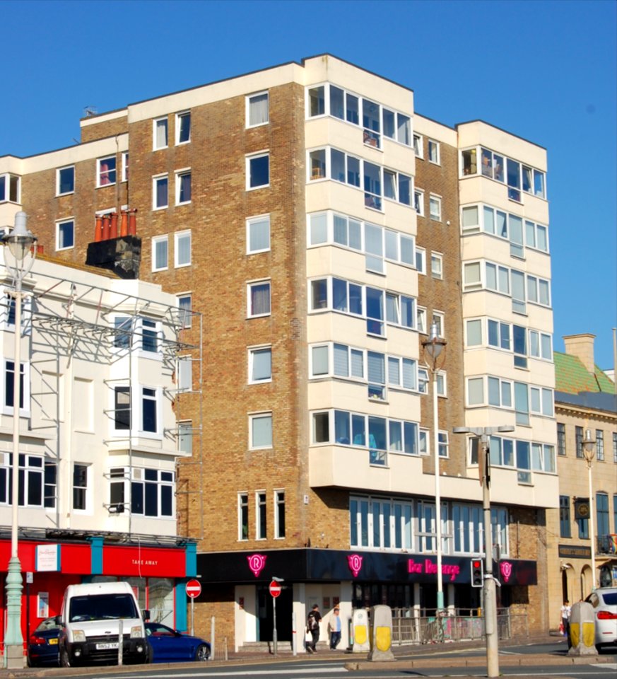 Bar Revenge and The Albemarle flats, Marine Parade, Brighton (September 2018)