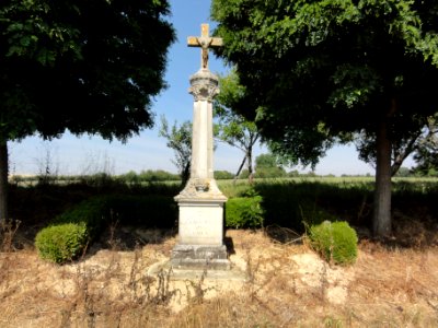 Bannoncourt (Meuse) croix de chemin nord