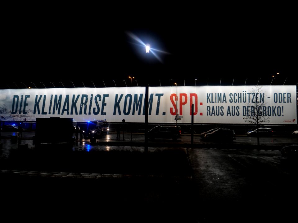 Banner in front of CityCube during SPD Parteitag 2019-12-06 07
