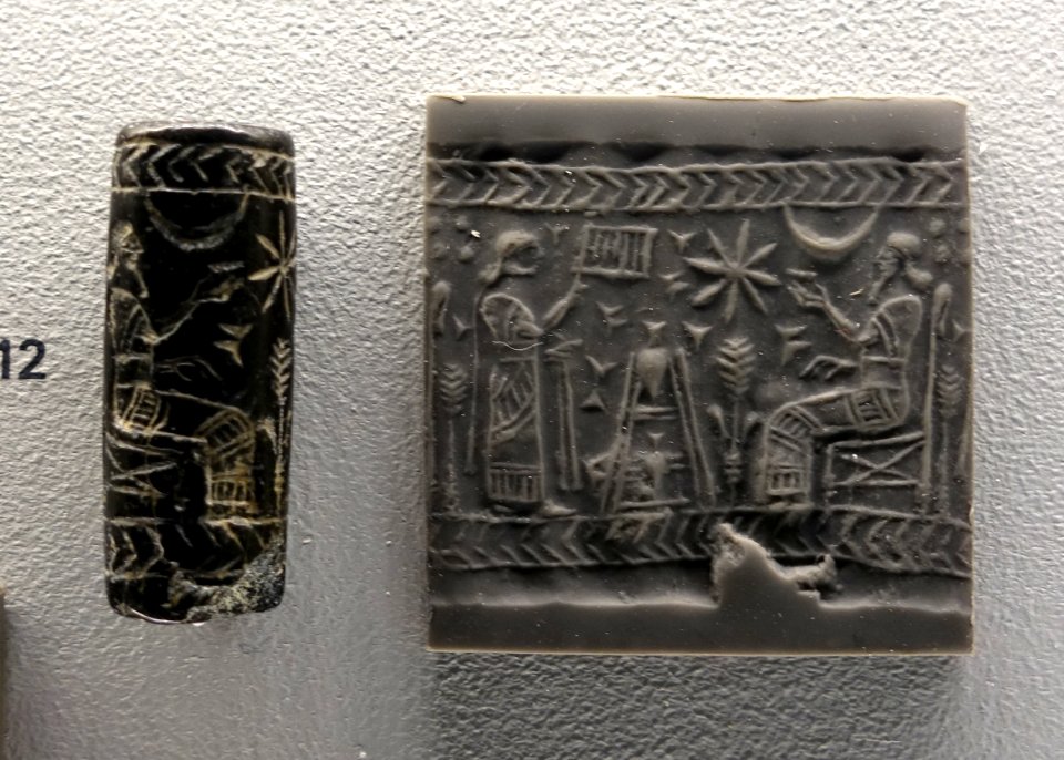 Banquet scene, cylinder seal, Neo-Assyrian, c. 883-612 BC, serpentine - Sackler Museum - Harvard University - DSC01724