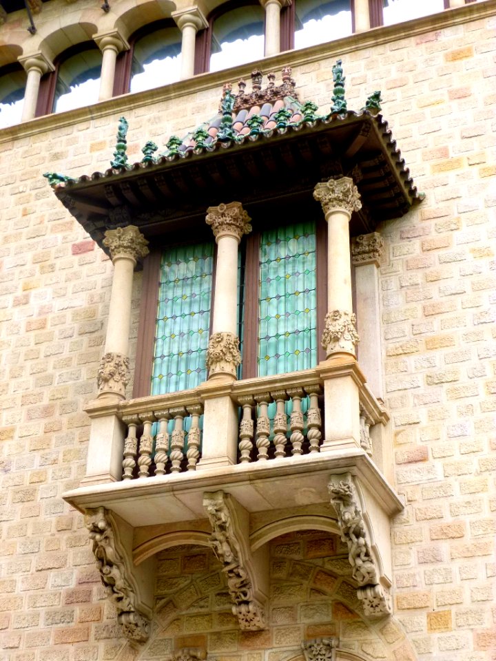 Barcelona - Diputació de Barcelona (Casa Serra) 5