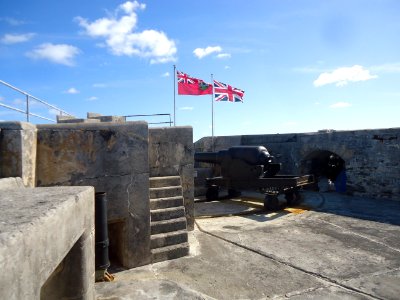 Bermuda (UK) image number 145 Fort St. Catherine's with flags flying