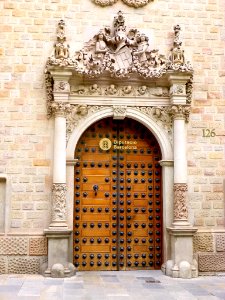 Barcelona - Diputació de Barcelona (Casa Serra) 6