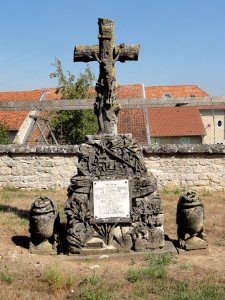 Bannoncourt (Meuse) croix souvenir de l'ancien cimetière