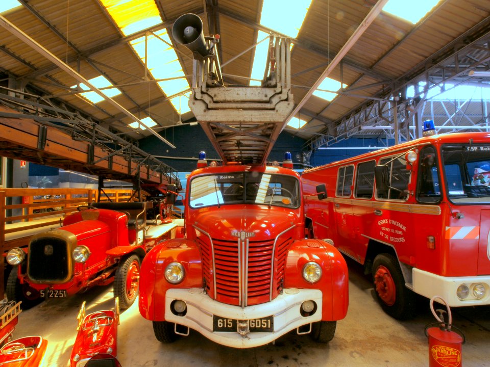 Berliet EPA30 GLR ladder pic3