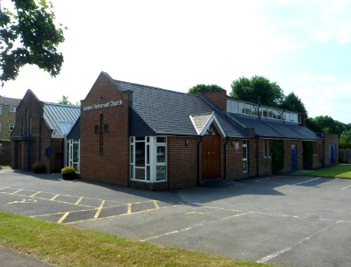Banstead United Reformed Church, Woodmansterne Lane, Banstead (July 2013) (1)