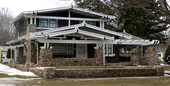 Banton House (Yankton, SD) from SE 3