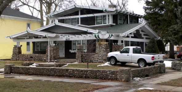 Banton House (Yankton, SD) from NE