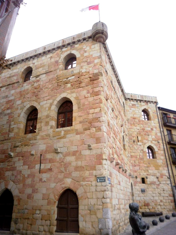 Bermeo - Torre Ercilla 1