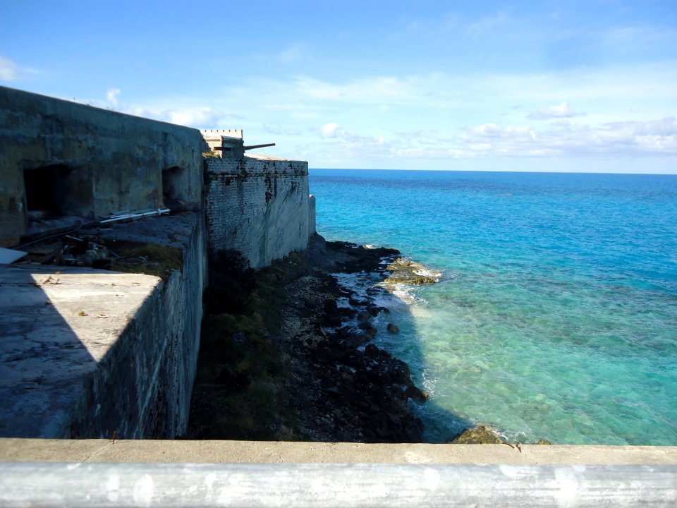 Bermuda (UK) image number 144 looking at ocean from Fort St. Catherine's
